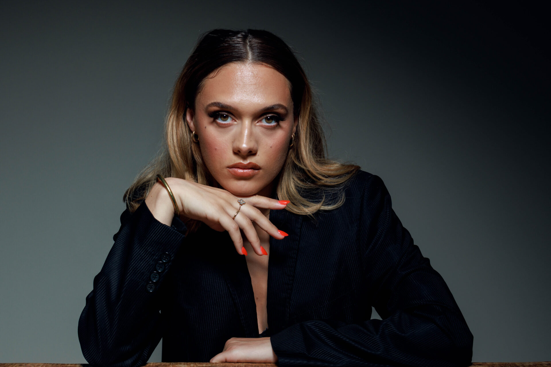 Lola-399-Modifier-min